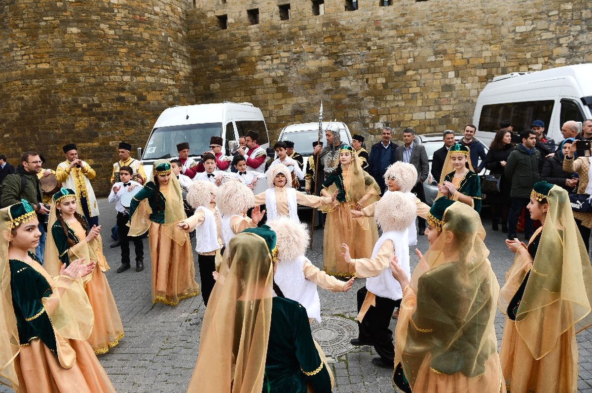 Azerbaycan\'da Nevruz Kutlamaları Başladı