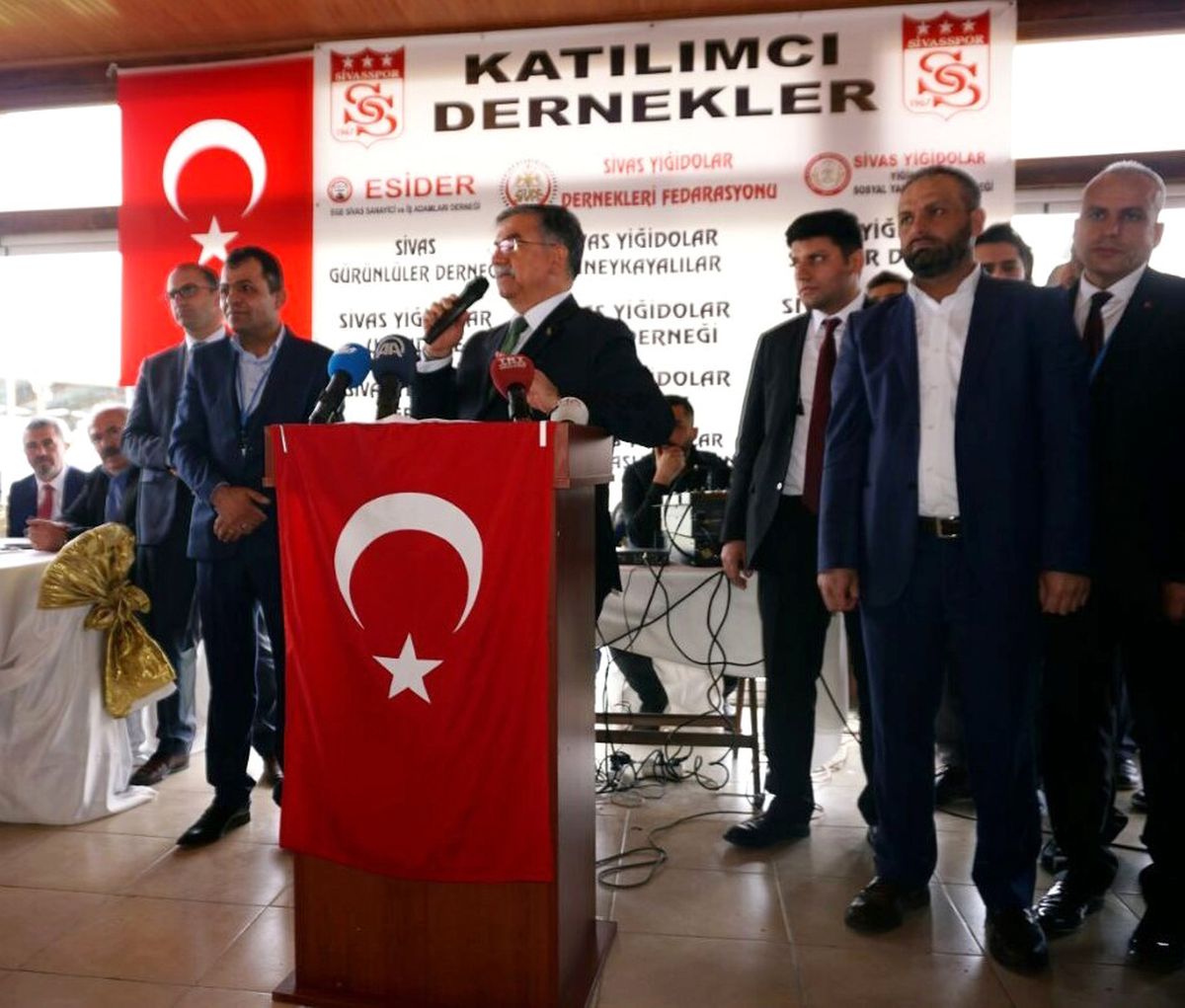 Bakan Yılmaz\'dan Kılıçdaroğlu\'nun Sözlerine Gönderme
