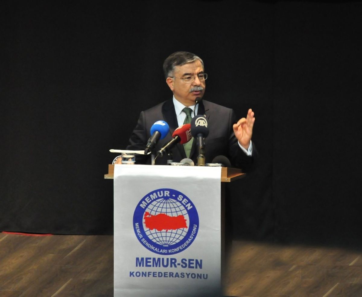 Bakan Yılmaz: "Referandum Süreci CHP\'de Olumlu Değişikliklere Yol Açtı"