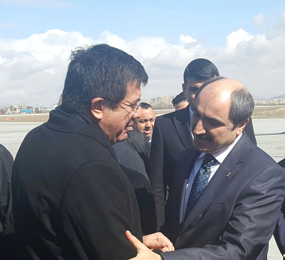 Bakanlar Tüfenkçi ve Zeybekci Van\'da