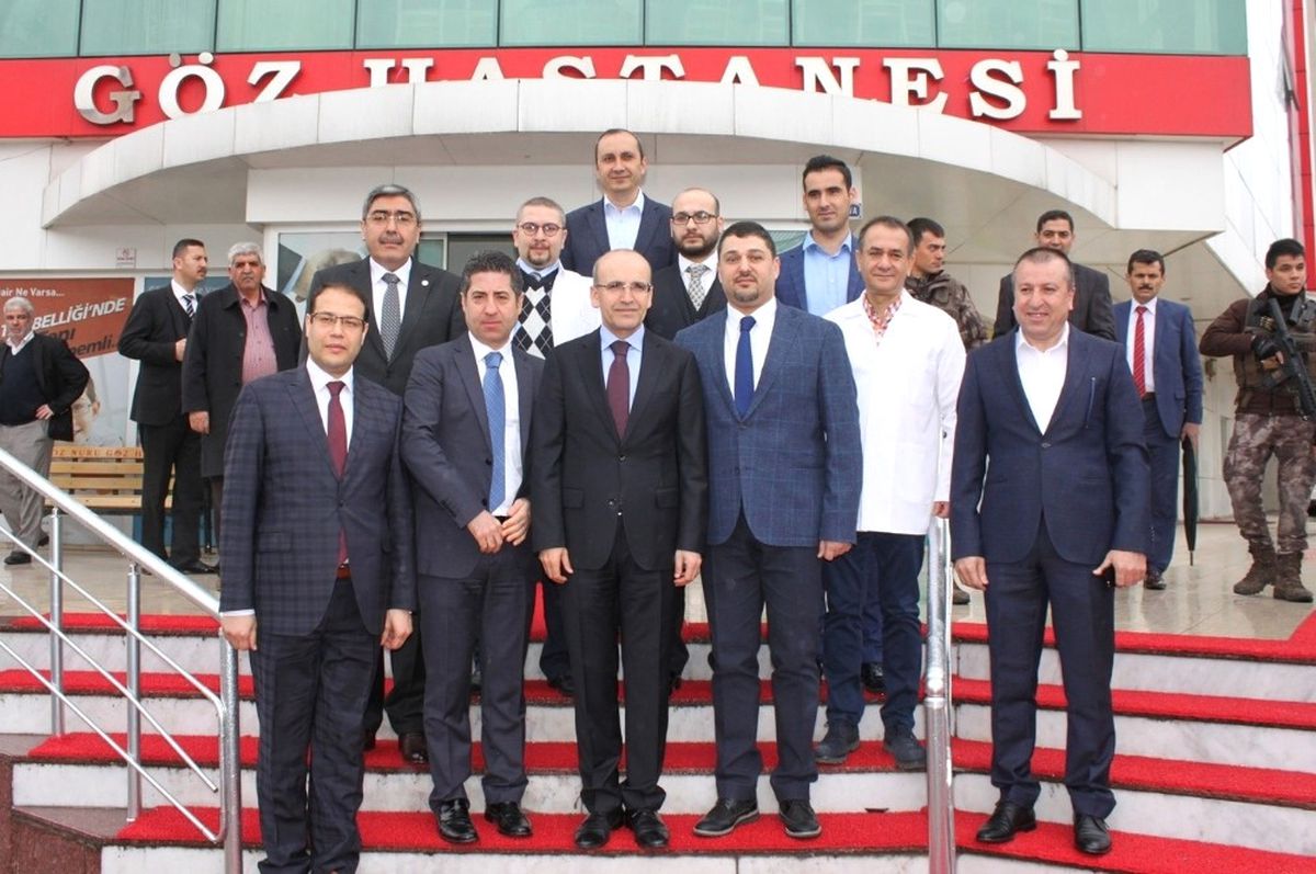 Başbakan Yardımcısı Şimşek, Özel Göznuru Göz Hastanesini Ziyaret Etti