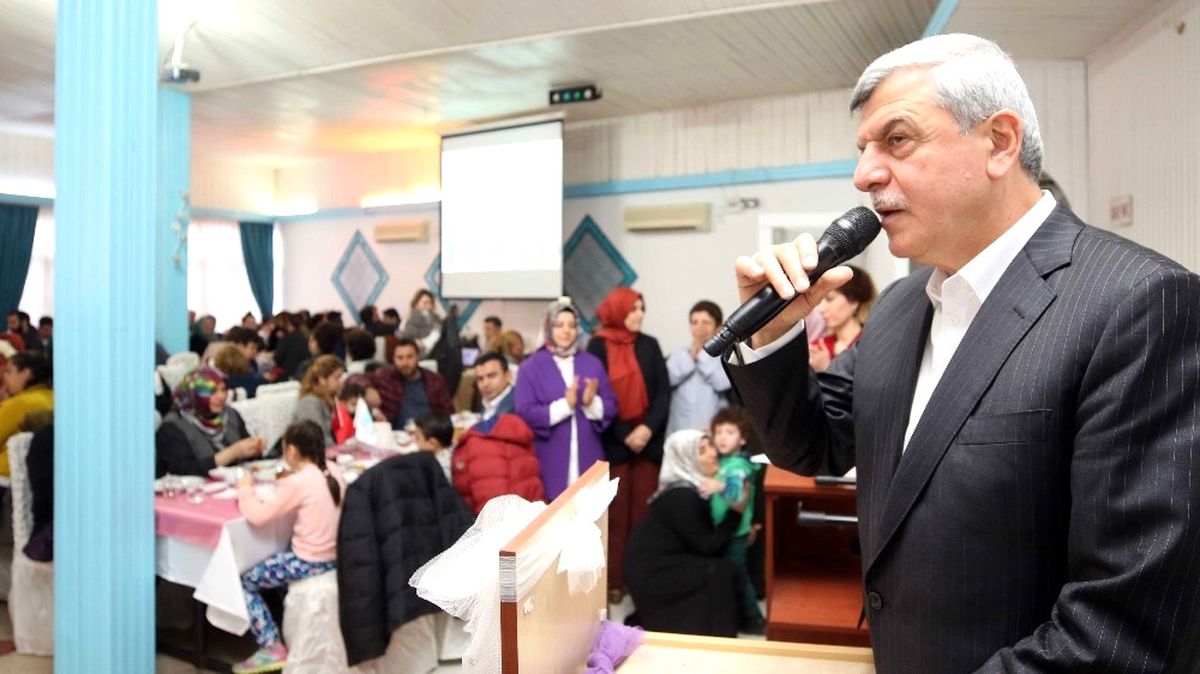 Başkan Karaosmanoğlu, "Görünmeyen Düşman Cehalettir"