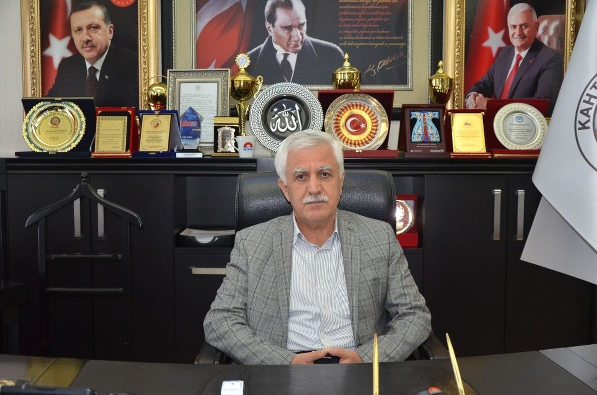 Belediye Başkanı Gazeteci Baki Serhat Kamış\'ı Unutmadı