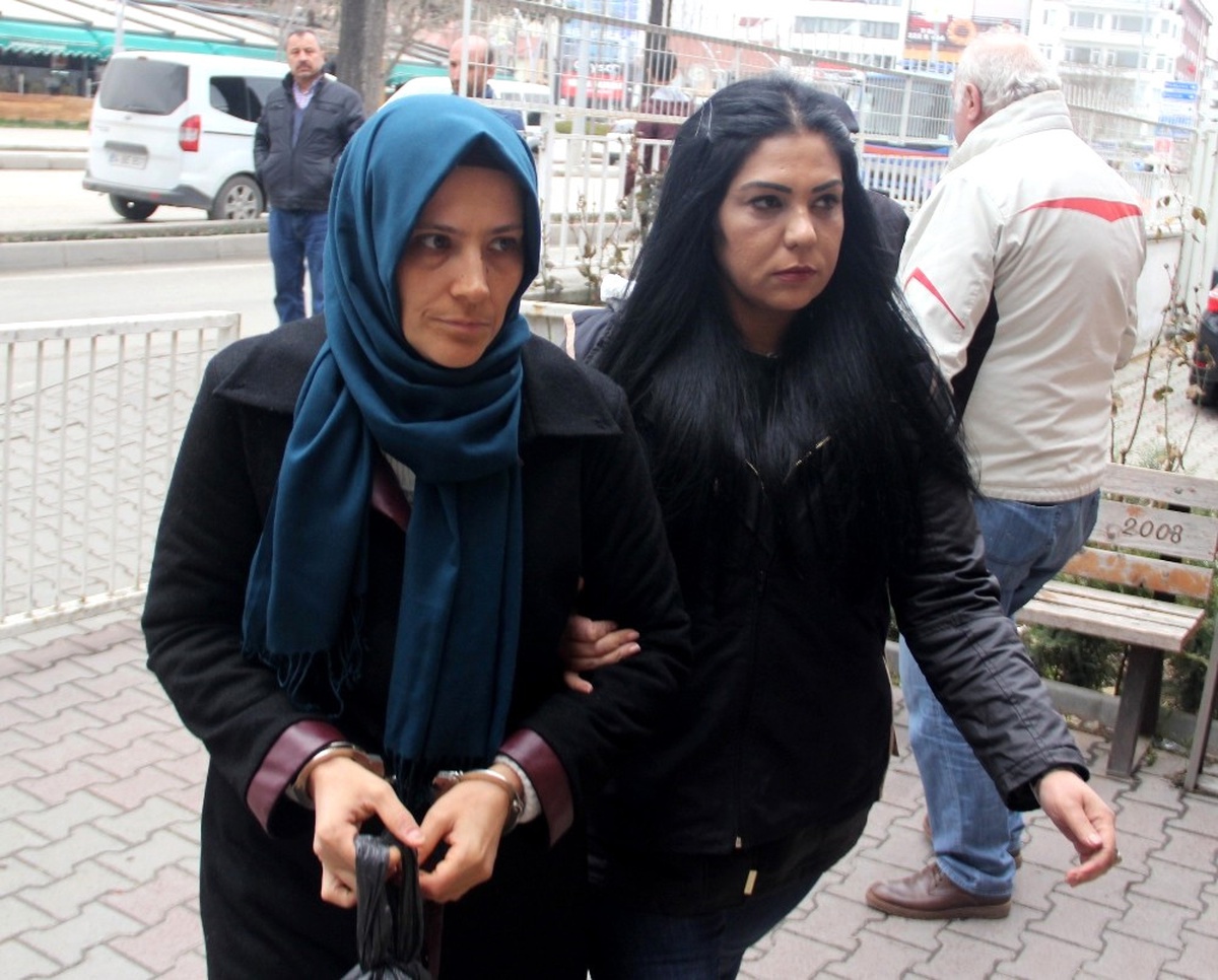 Bolu\'da Fetö Şüphelisi 2 Kişi Adliyeye Sevk Edildi
