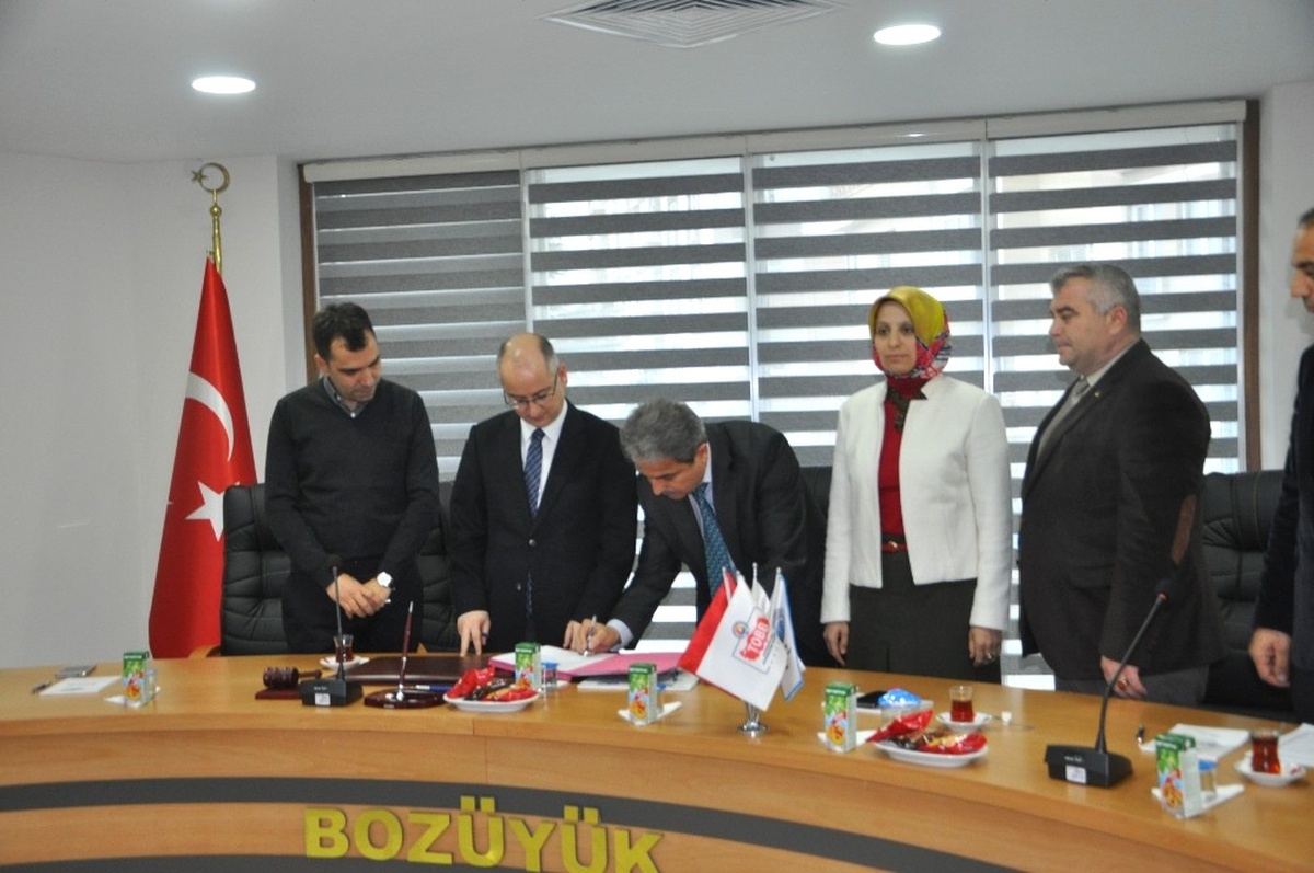 Bozüyük\'te Okul-sanayi İş Birliği Protokolü İmzalandı