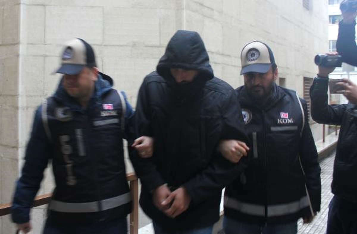 Bursa\'da Fetö\'den 3 İnfaz Koruma Memuru Tutuklandı