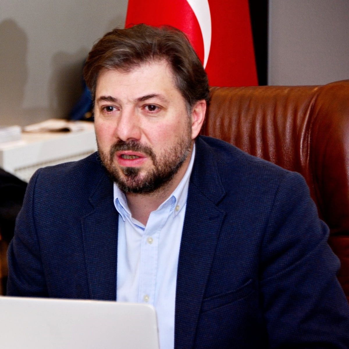 Cumhurbaşkanı Erdoğan\'ın Afişlerine Çirkin Saldırı