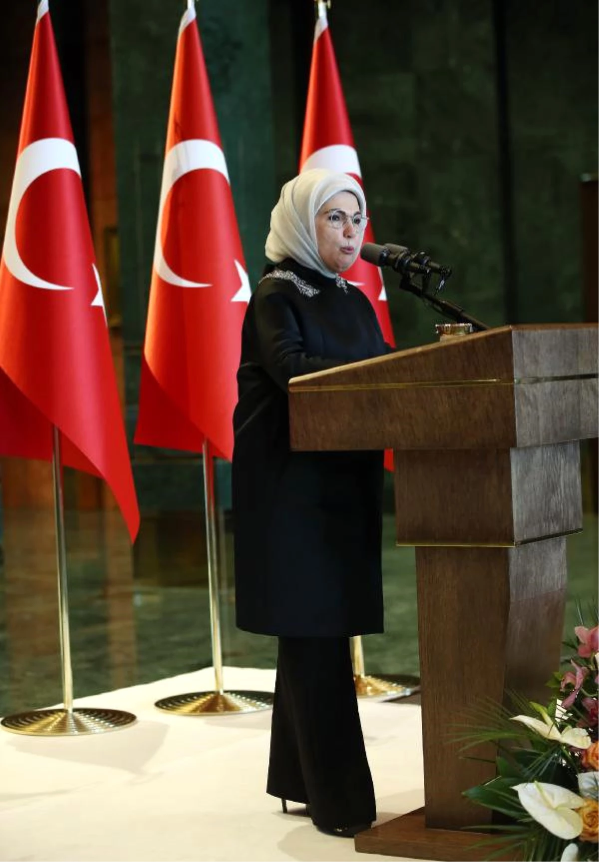 Emine Erdoğan, Türkiye\'nin Tanınmış İşkadınları, Kadın Sanatçı ve Sporcularını Kabul Etti (2) -...