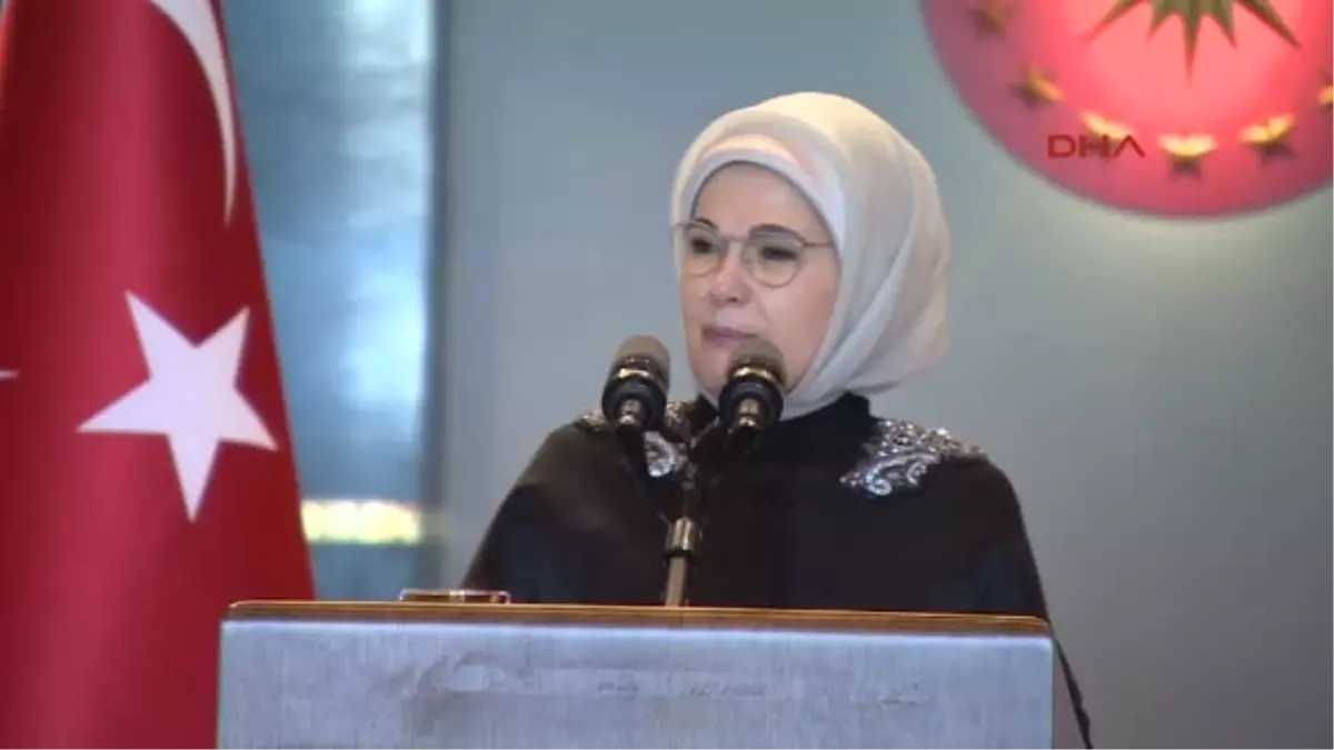 Emine Erdoğan, Türkiye\'nin Tanınmış Işkadınları, Kadın Sanatçı ve Sporcularını Kabul Etti 1-