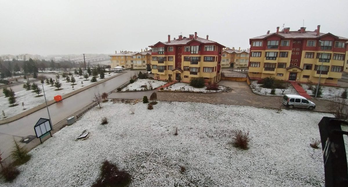 Eskişehir Kara Uyandı