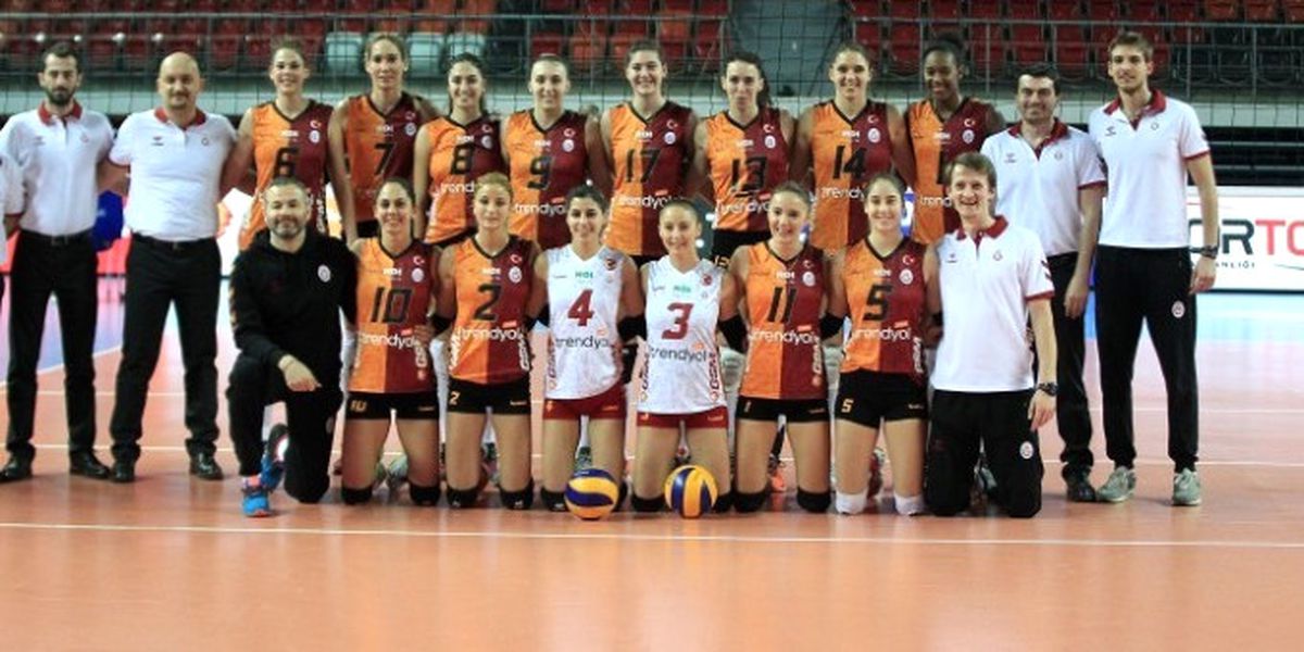 Galatasaray, Polonya\'da Yarı Final Peşinde