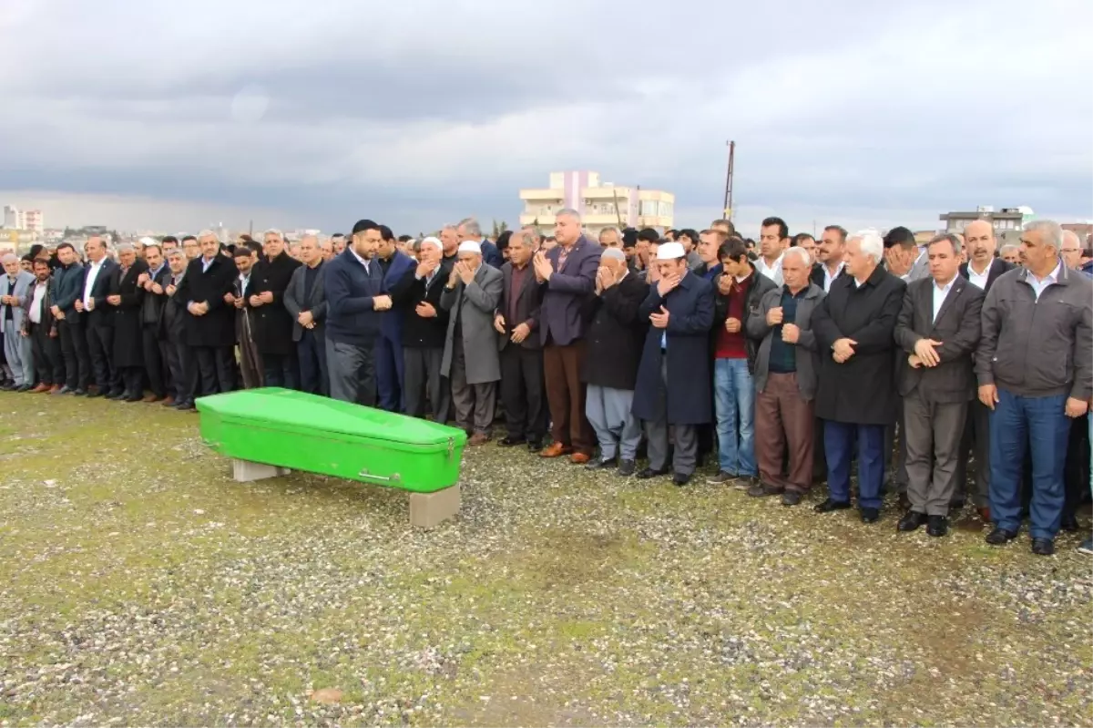 Gazeteci Baki Serhat Kamış Son Yolculuğuna Uğurlandı