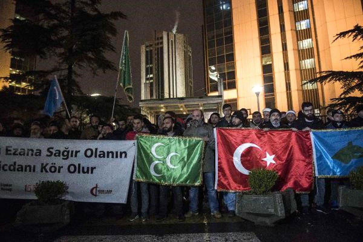 İsrail Konsolosluğu Önünde Ezan Protestosu