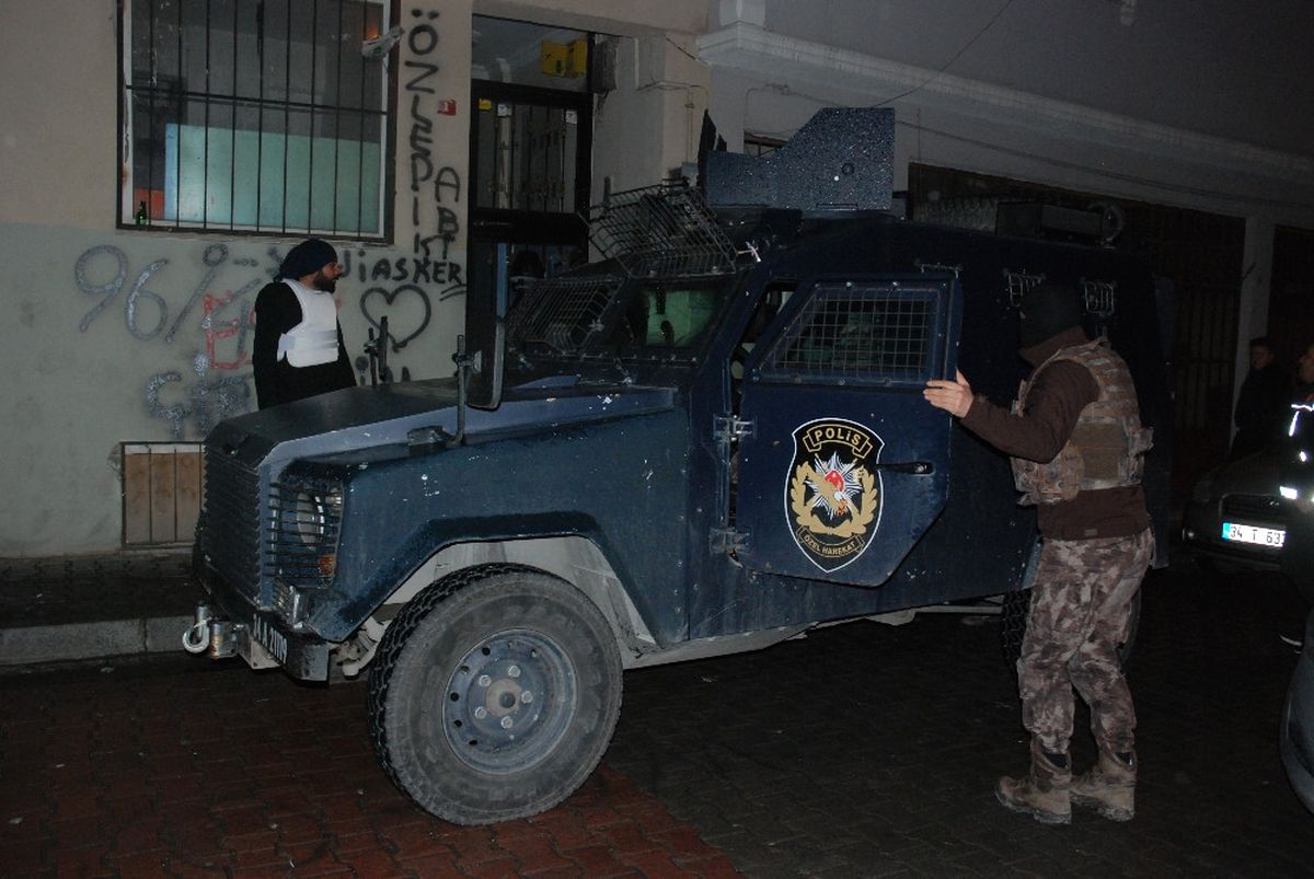 Istanbul Emniyetinden Şafak Operasyonu