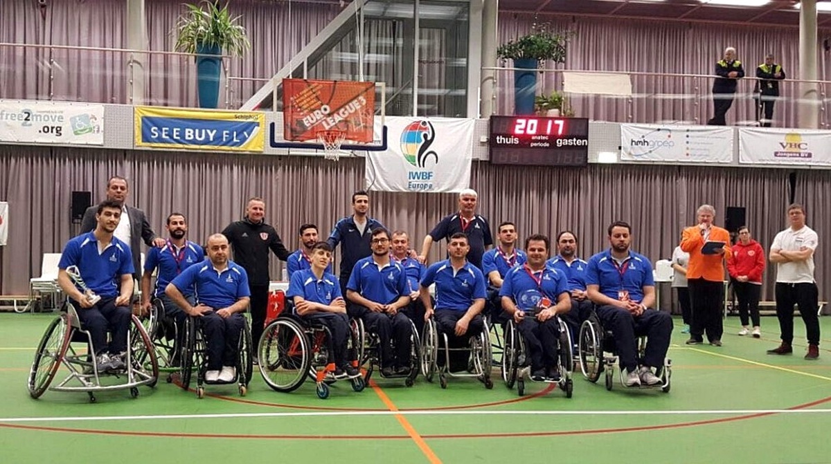 İzmirli Sporcular Avrupa\'da Gönülleri Fethetti