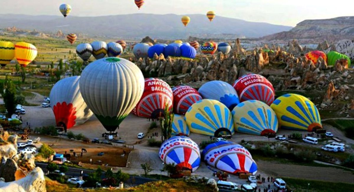 Kapadokya\'da Sıcak Hava Balonlarının Sert İnişi