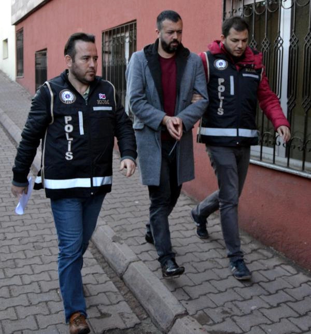 Kayseri\'de Fetö/pdy Operasyonu: 22 Sağlık Çalışanı Gözaltında