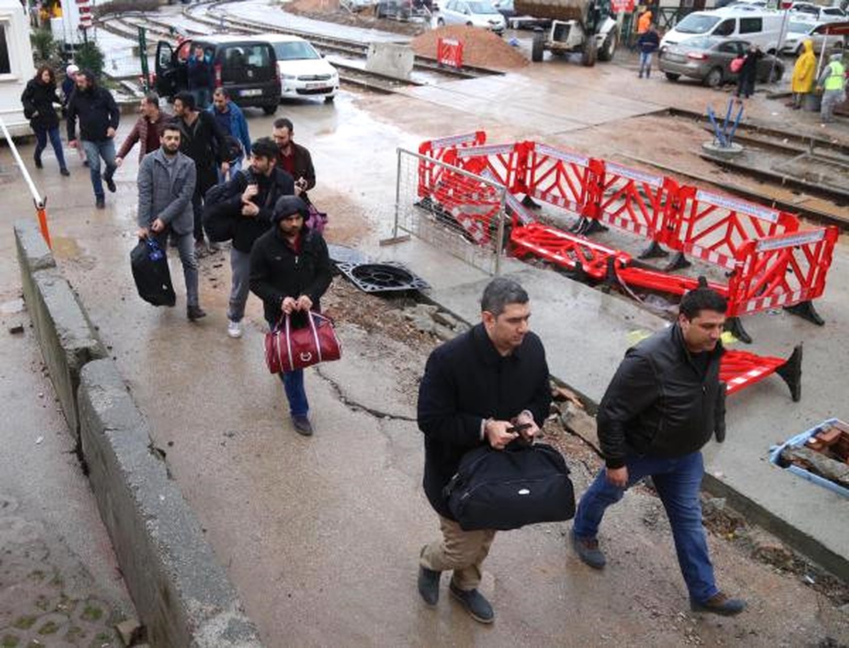 Kocaeli\'de Fetö Şüphelisi 7 Kişi Adliyeye Sevk Edildi