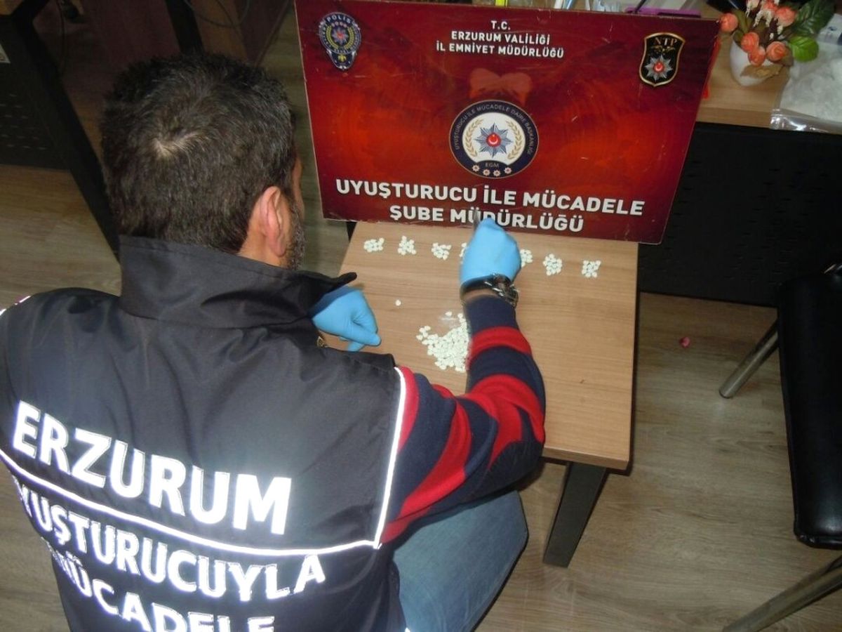 Narkotim Ekiplerinden Uyuşturucu Tacirlerine Operasyon