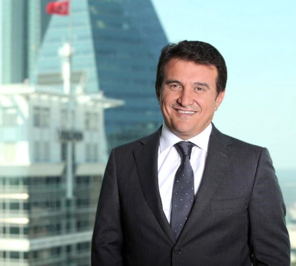 Ocak\'ta Doların Yükselişi, Avm Endeksini Düşürdü"