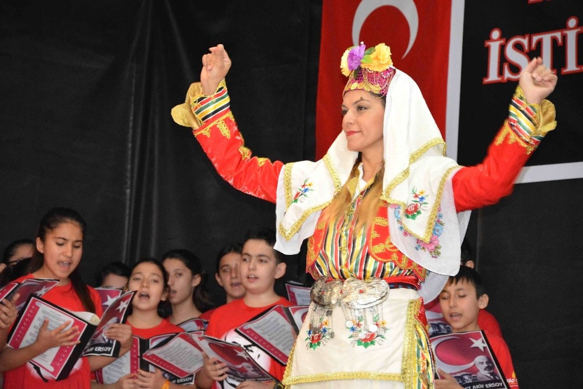 Ortaca\'da İstiklal Marşının Kabulü ve Mehmet Akif Ersoy\'u Anma Günü Etkinliği