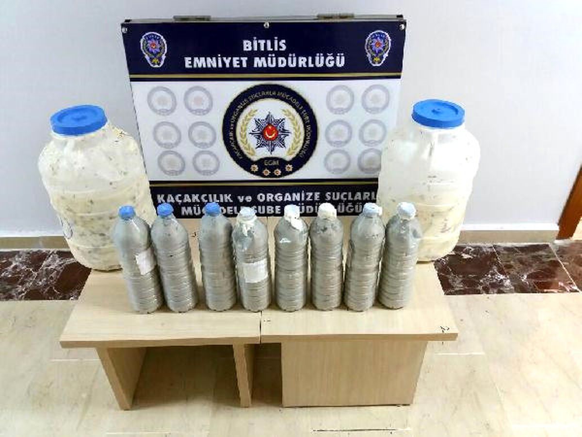 Peynir Bidonlarında 7 Kilo Eroin Ele Geçirildi