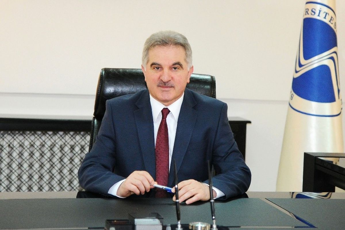 Rektör Elmas\'ın 14 Mart Tıp Bayramı Mesajı