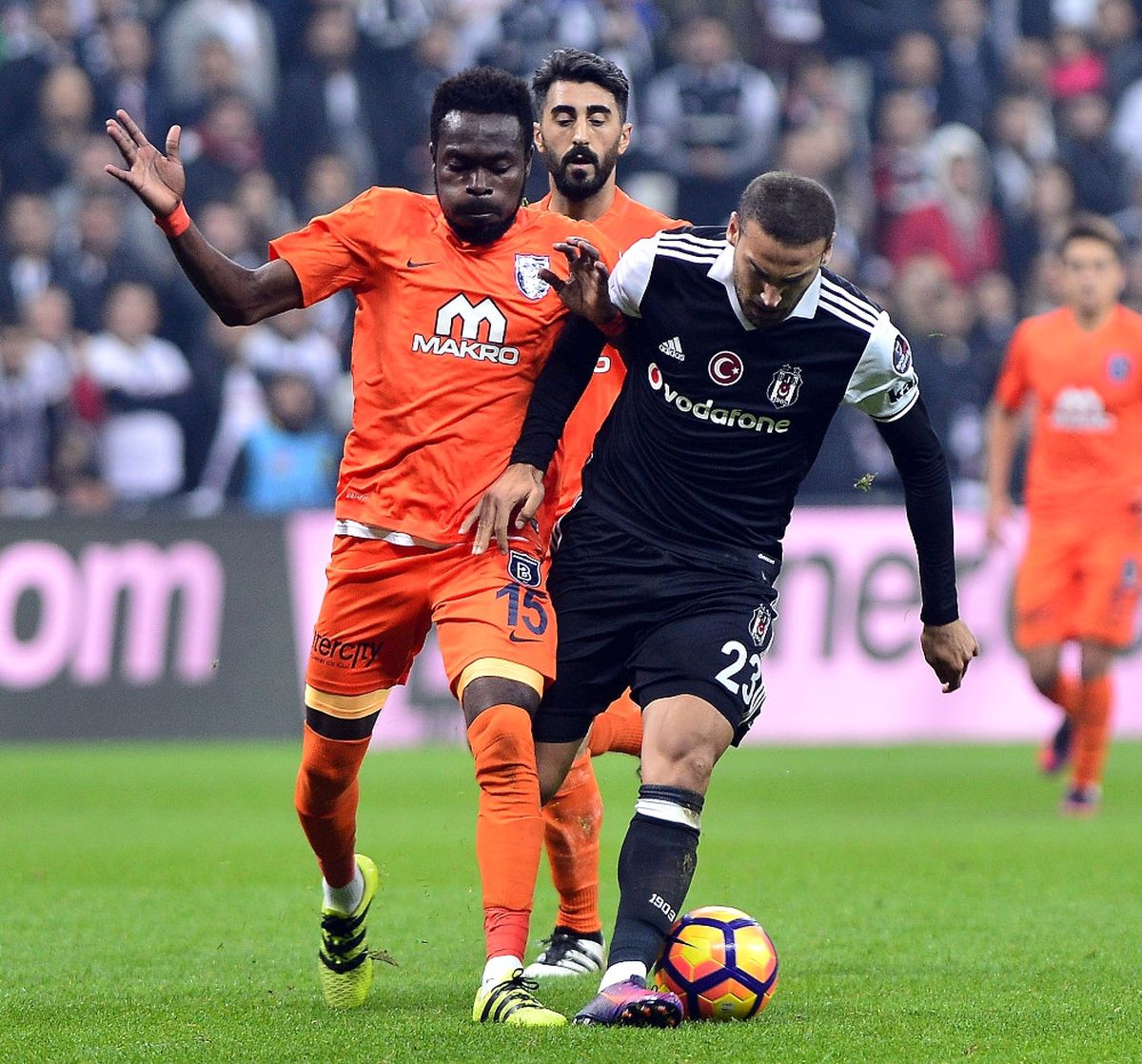 Şampiyonluk Yarışında Geri Sayım Başladı