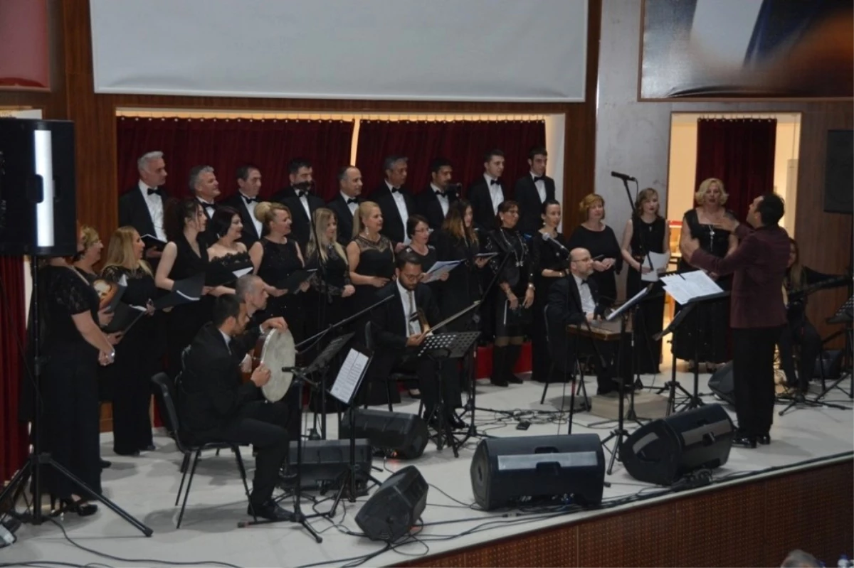 Süleymanpaşa Belediye Konservatuvarından Kadın Bestekarlar Konseri