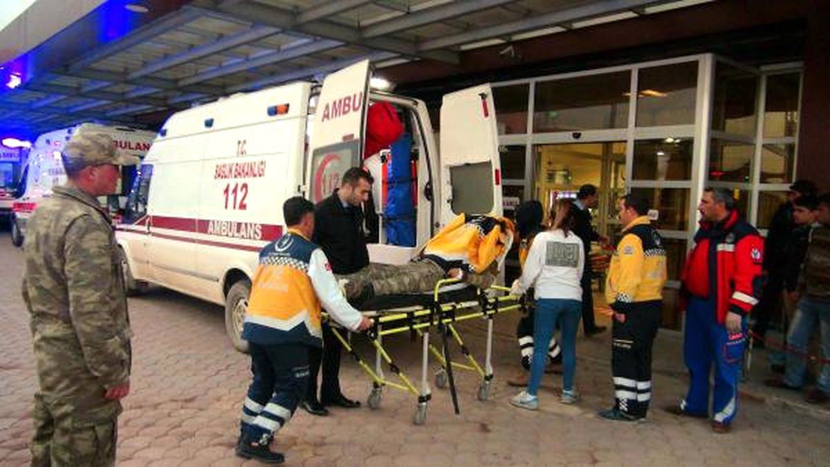 Suriye Sınırında Mayın Patladı: 2 Asker Yaralı