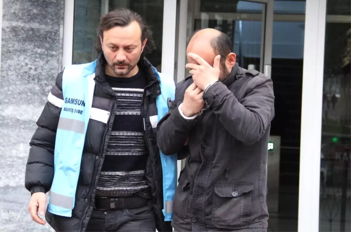 Teşhircilik İddiasına Gözaltı