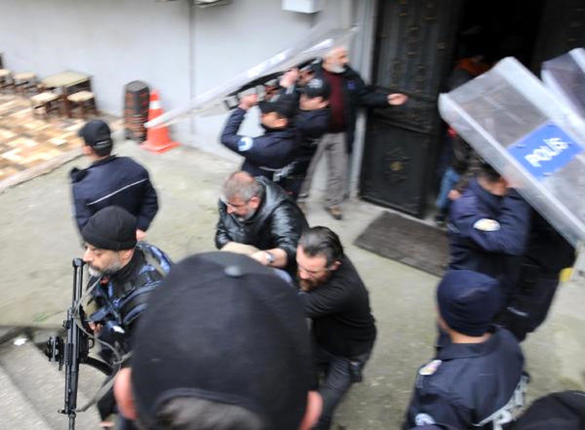 Trabzon\'da Deaş Operasyonu: 10 Gözaltı