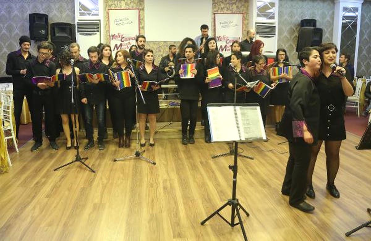 Türkiye\'nin İlk Lgbti Korosu