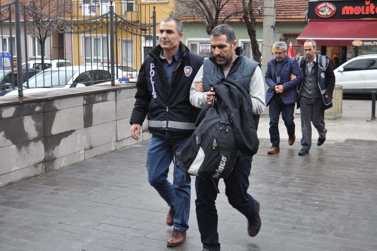Üniversite Fetö Şüphelileri Adliyede