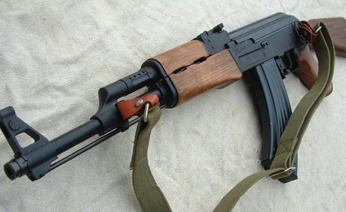 Van\'da Toprağa Gömülü 2 Edat Uzun Namlulu Silah Ele Geçirildi