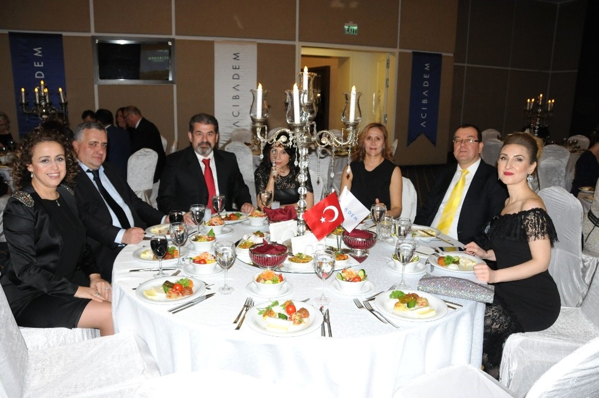 Acıbadem Eskişehir Hastanesi 14 Mart Tıp Bayramı\'nı Kutladı