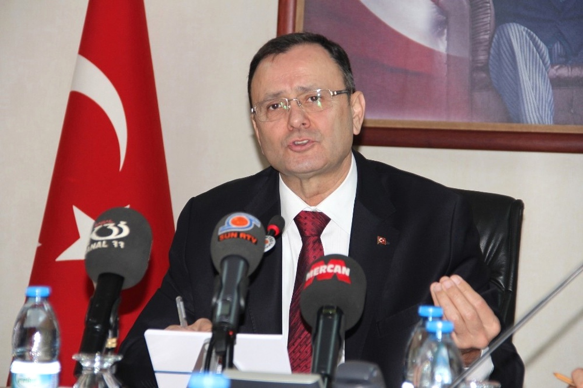 Aşut: "Alternatifleri Oluşturmamız Gerekiyor"