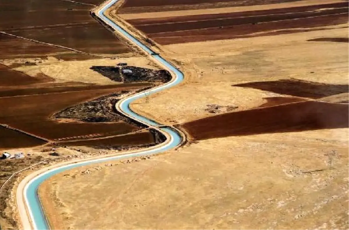 Atatürk Barajı Gölü\'nden Mardin\'e Su Sağlayacak Kanalda Sona Gelindi