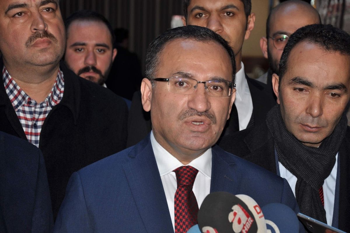 Avrupa\'daki Islamofobik Kararlara Sert Tepki