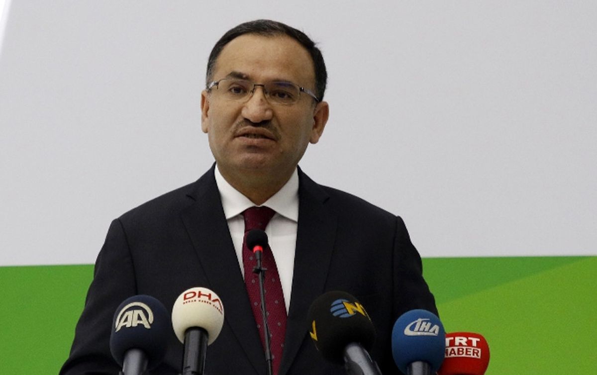 Bakan Bozdağ\'dan AB\'nin Başörtüsü Yasağına Tepki