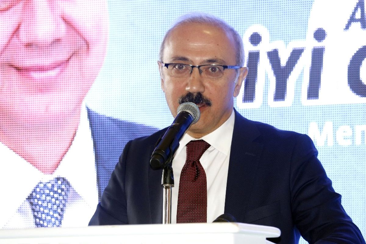 Bakan Elvan: "Ana Muhalefet Her Şeye \'Hayır\' Diyor, Çünkü Dertleri Millet Değil"