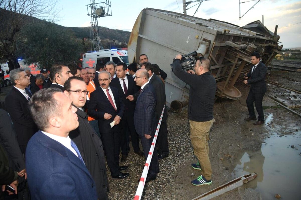 Bakan Elvan, Kaza Yerinde İnceleme Yaptı