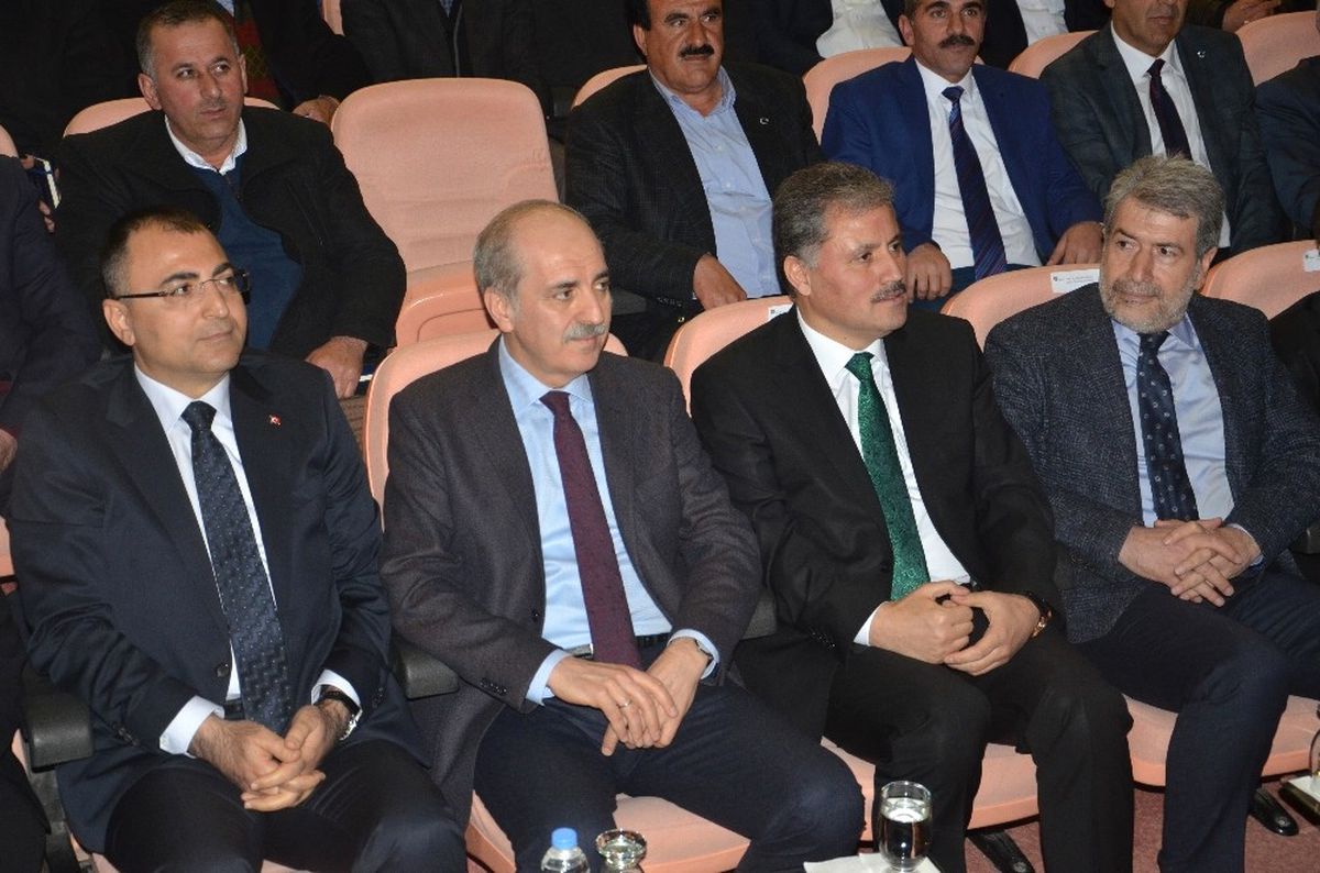 Başbakan Yardımcısı Kurtulmuş, Muhtarlar Akademisi\'nde İlk Dersi Verdi