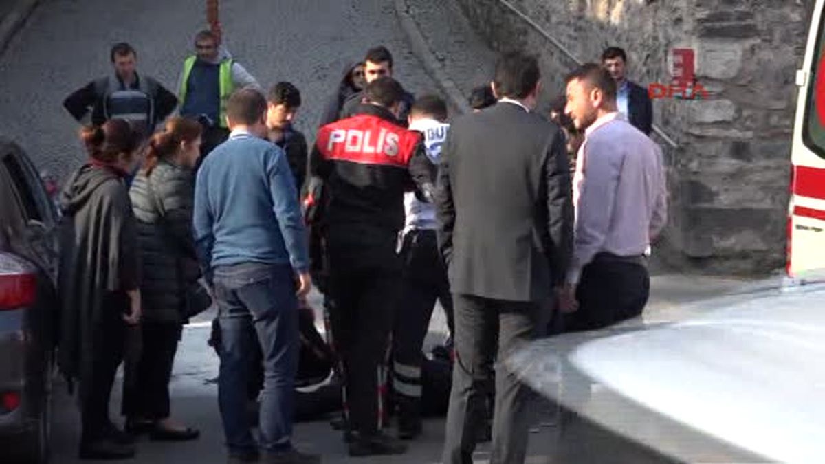 Beşiktaş\'ta Kaza: 1 Polis Yaralandı