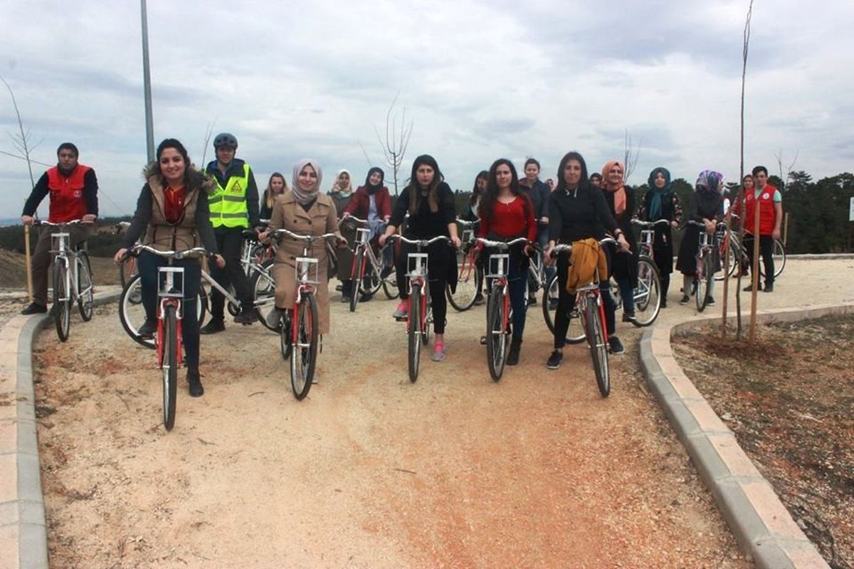Bilecik\'te Bayanlar Pedal Çevirdi