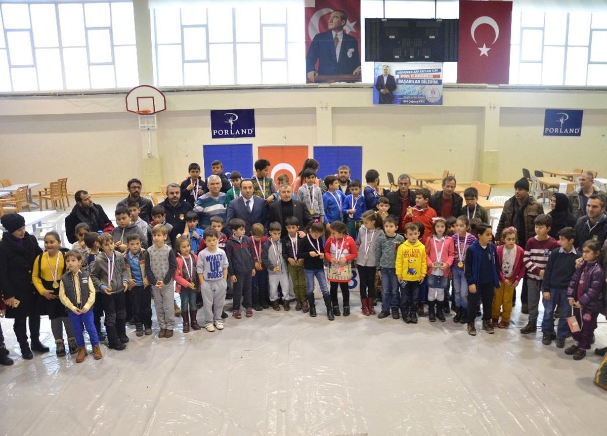 Bilecik\'te Okul Sporları Satranç Turnuvası Sonuçlandı