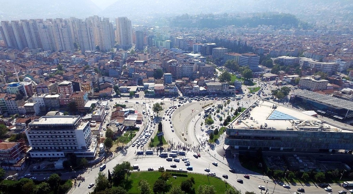 Bursa\'da Kent Meydanında Büyük Dönüşüm