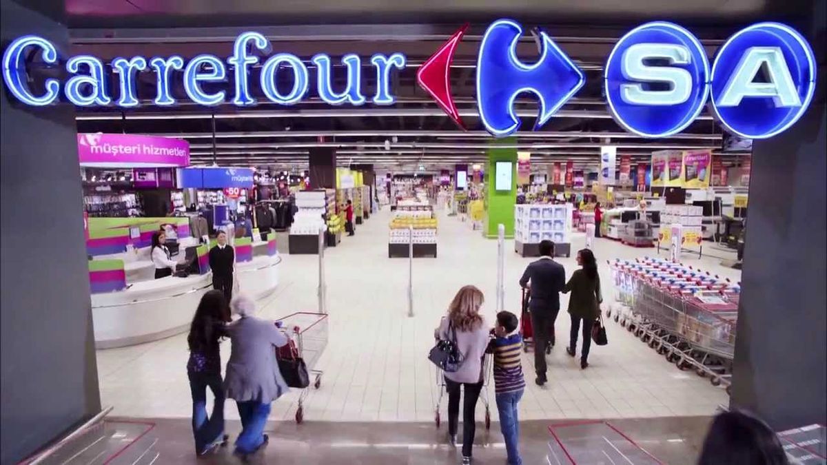 Carrefoursa\'da "Salı Pazarı"