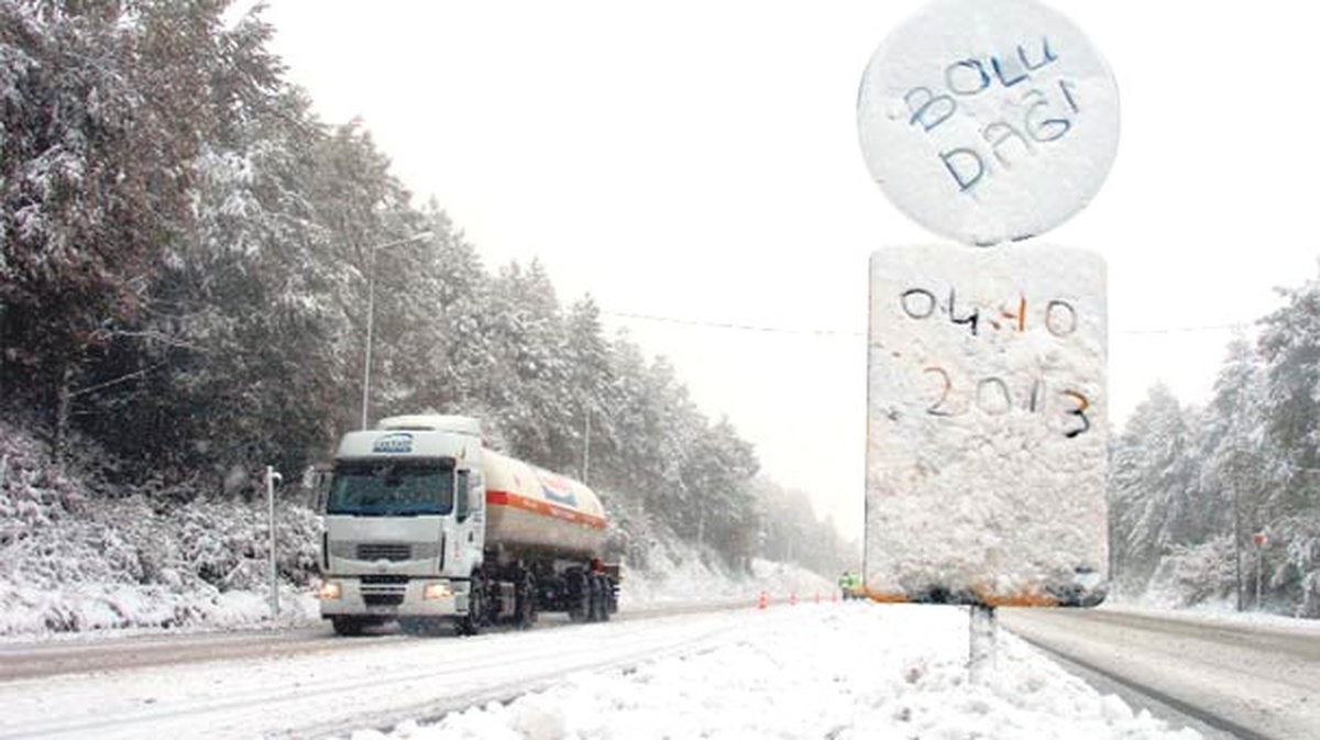 Dha Yurt: Bolu Dağı\'nda 15 Santim Kar