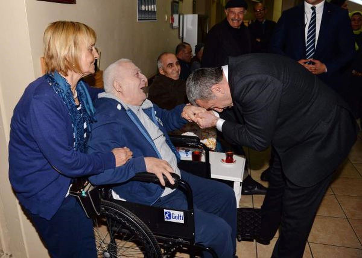 Emniyet Müdürü Çalışkan, Huzurevini Ziyaret Etti